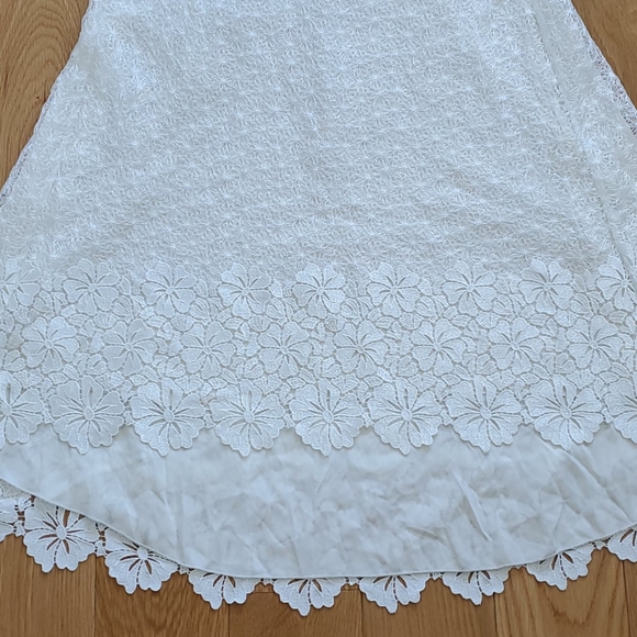 Alice and Olivia Cross Back Matching Lace Set - Picture 8 of 12